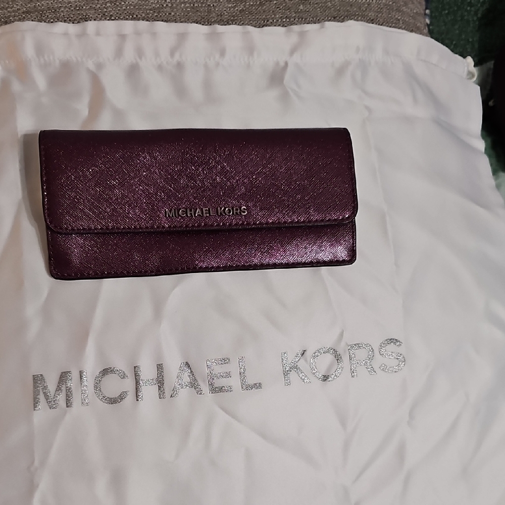 Michael Kors Metallic Plum Saffiano Leather Wallet